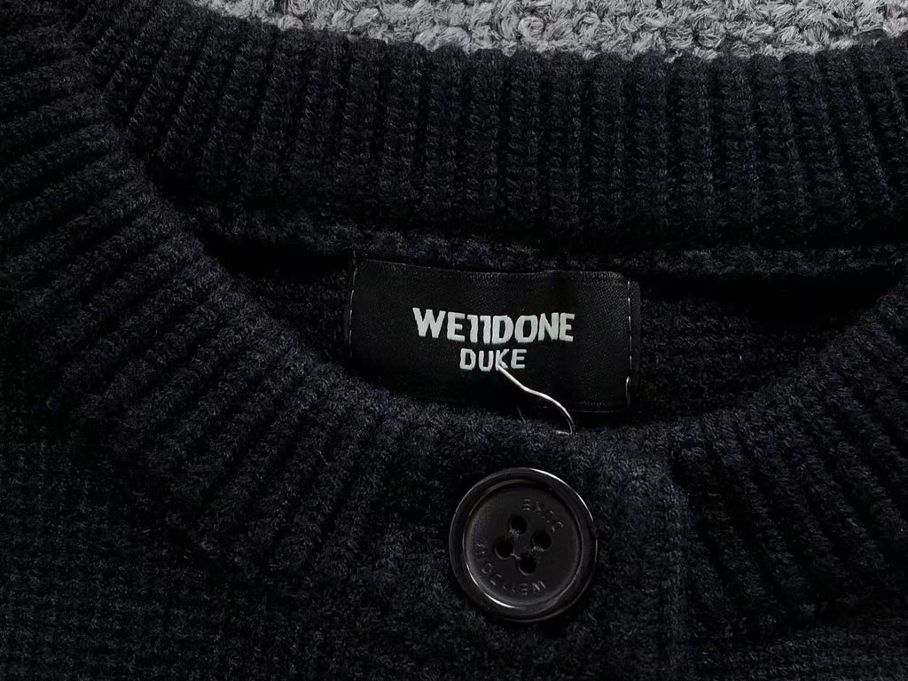 W - SWEATER