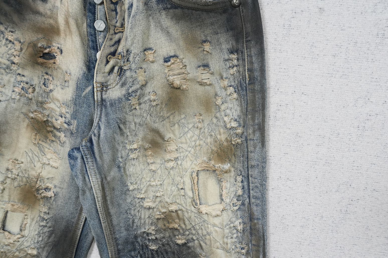 T - JEANS