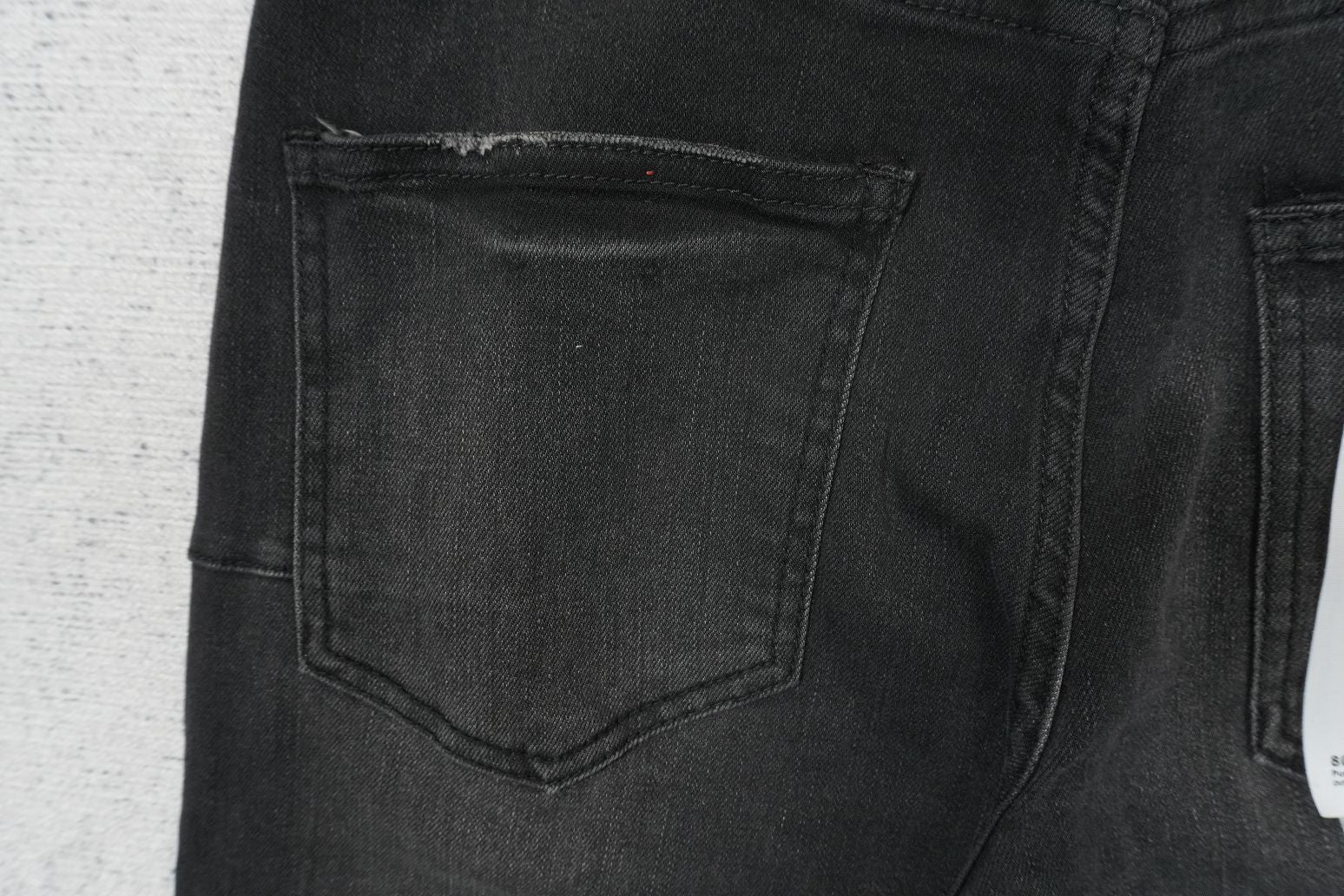 P - JEANS