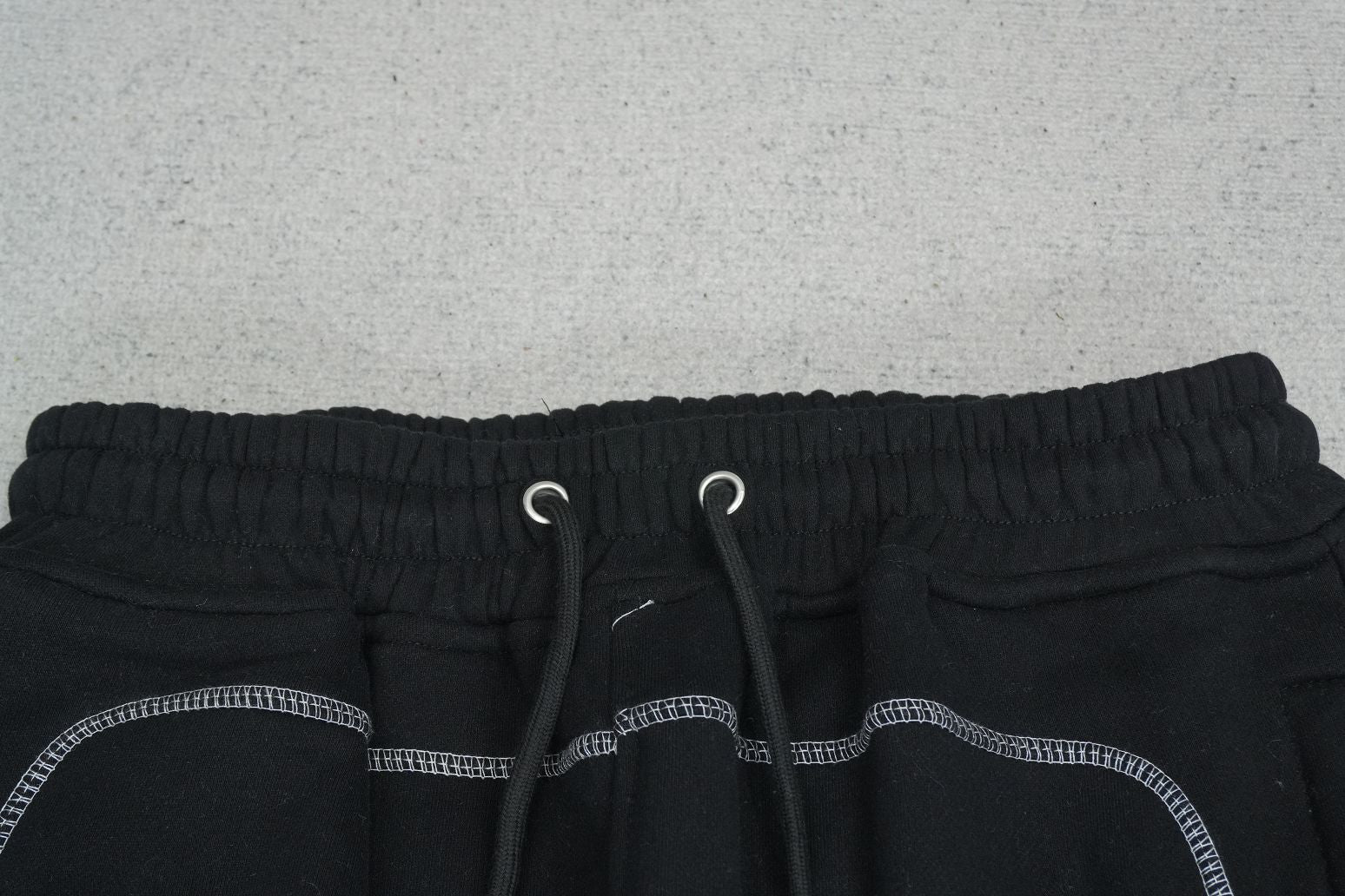 K - SWEATPANTS