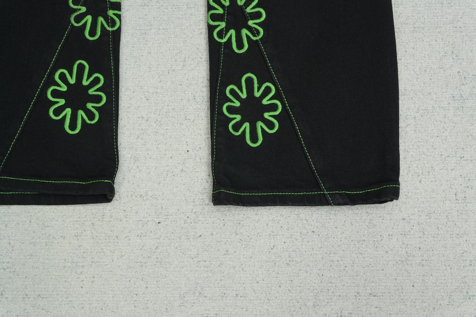 L - JEANS