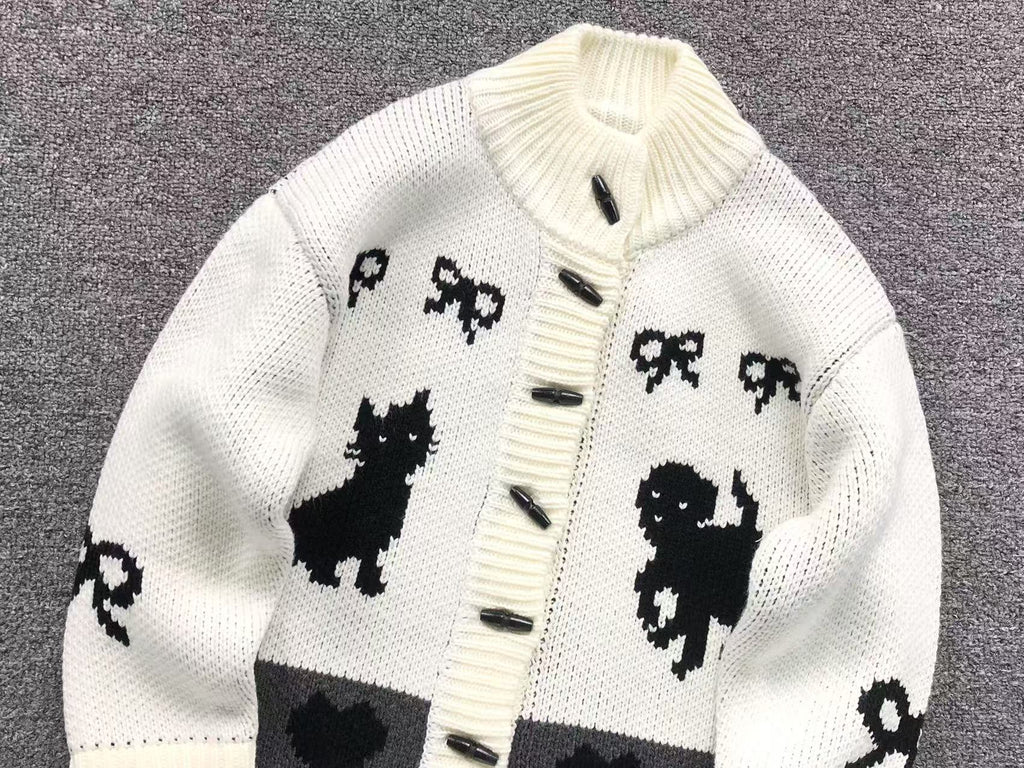 O - SWEATER