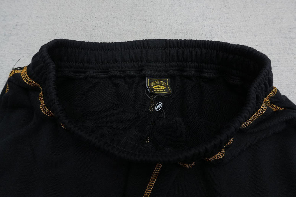 C - SWEATPANTS
