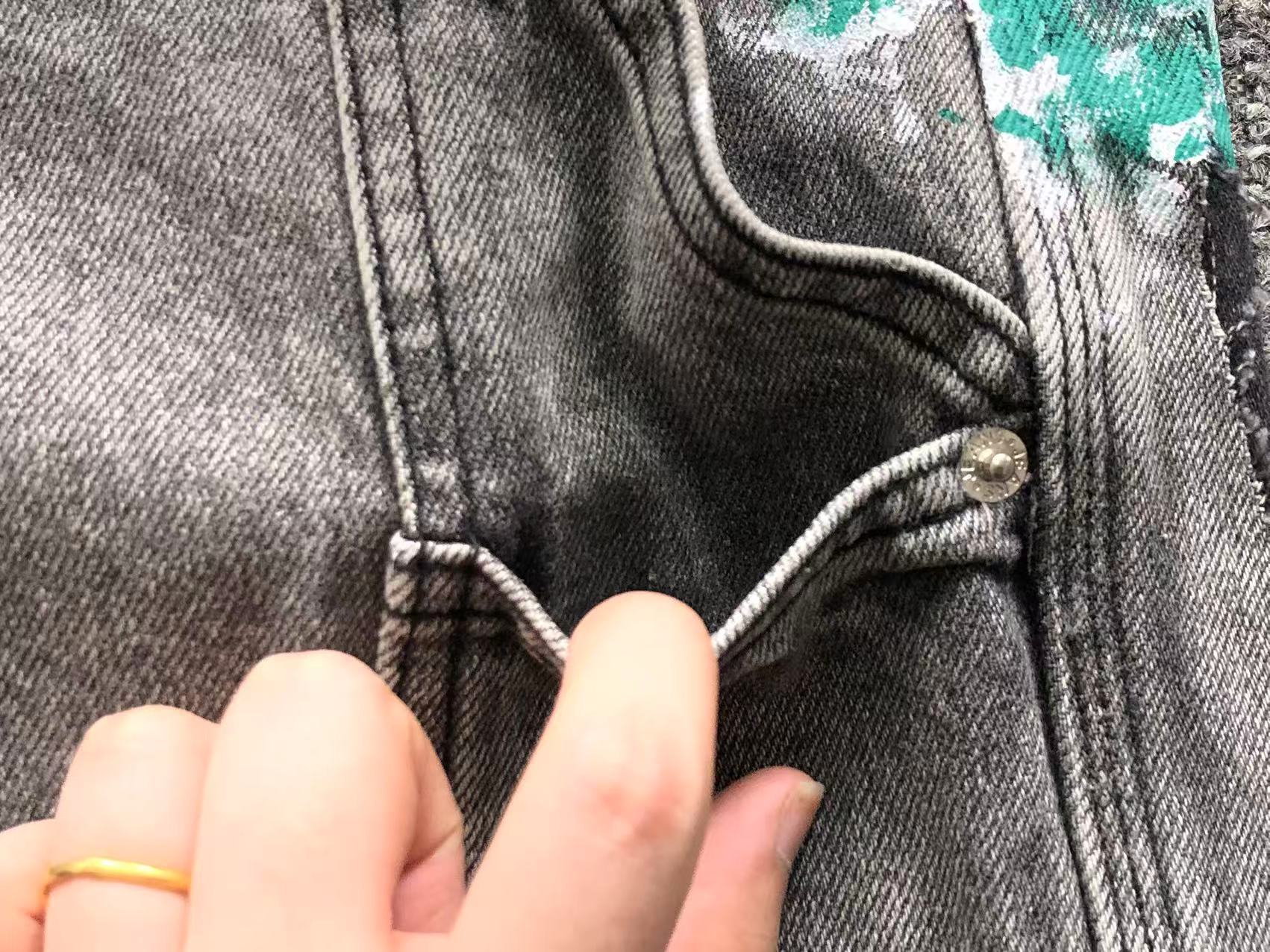 G - SHORTS