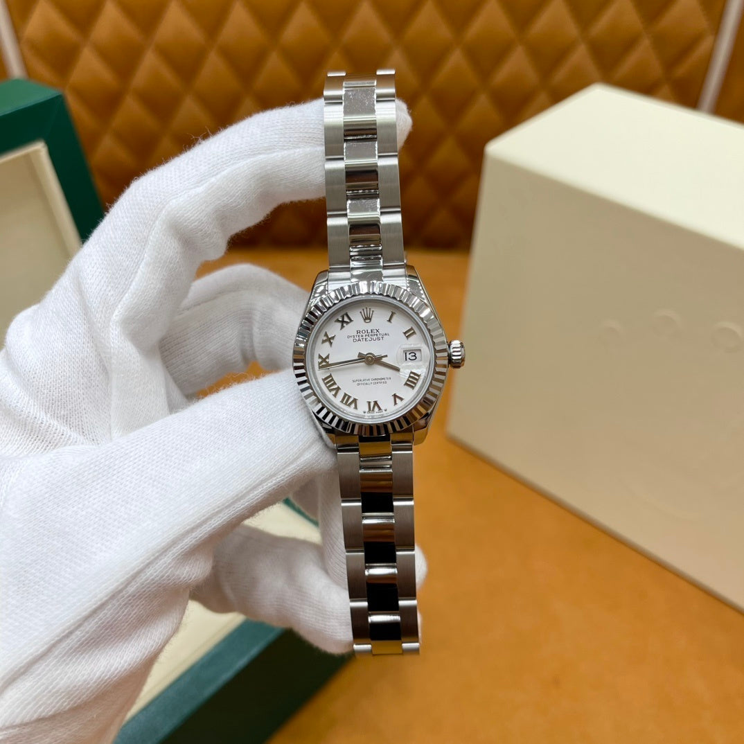 M - Watch