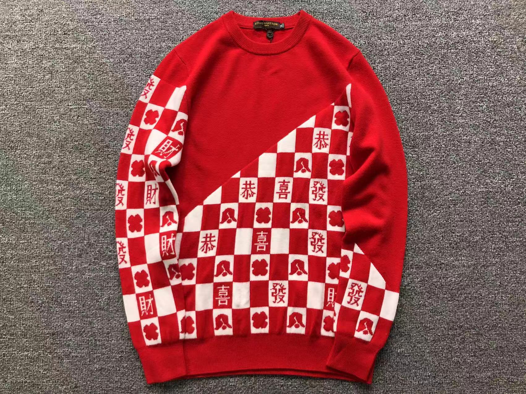 L - SWEATER