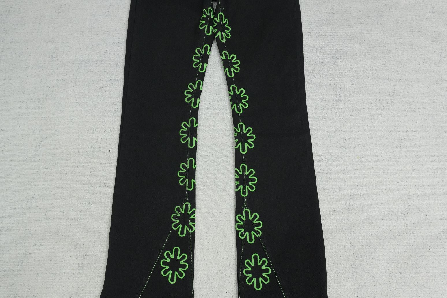 L - JEANS