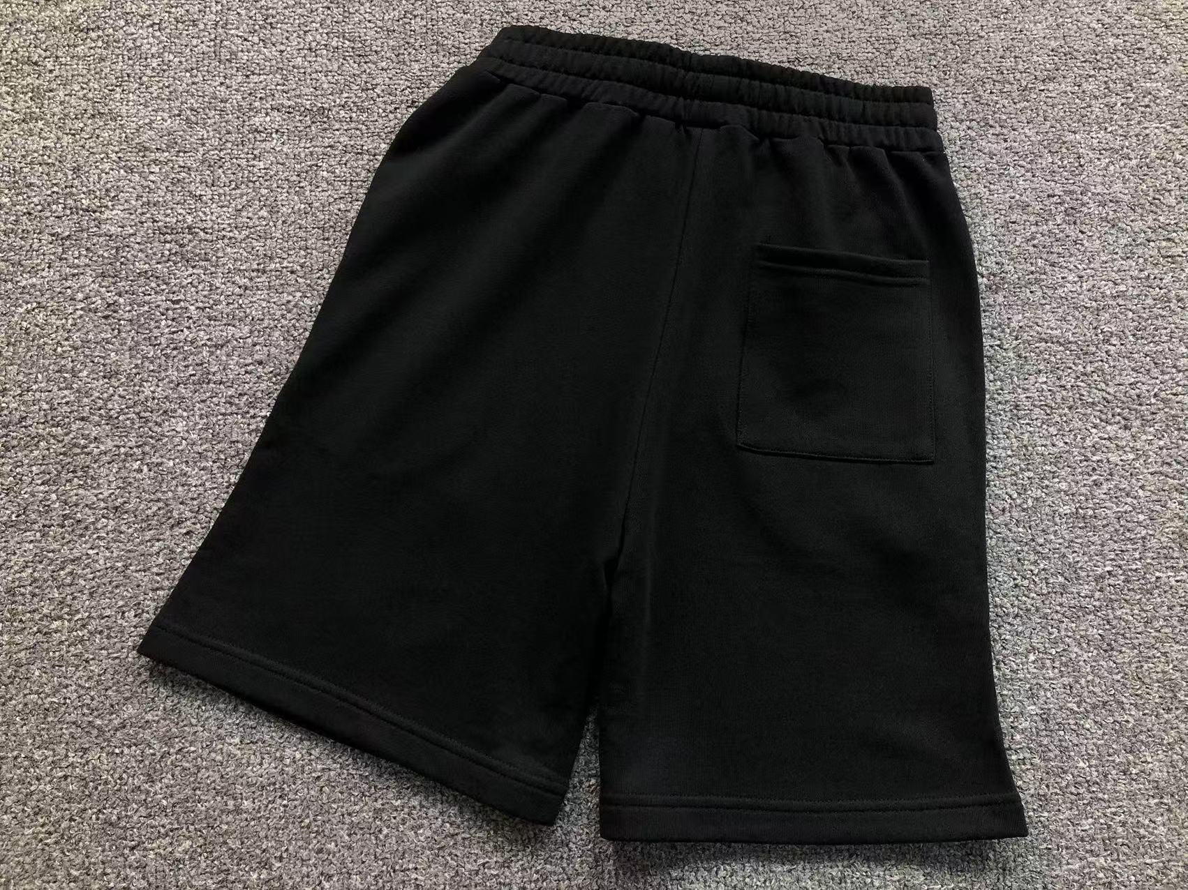R - SHORTS