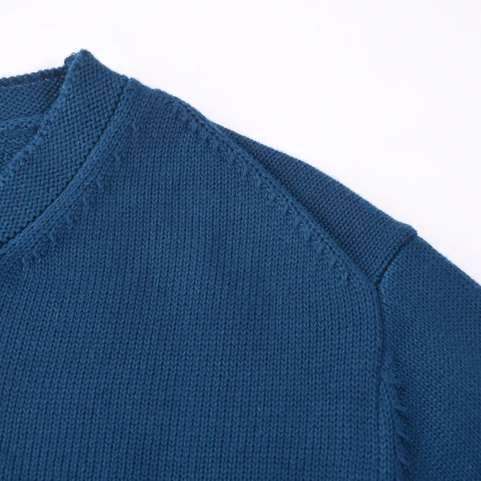 D - SWEATER