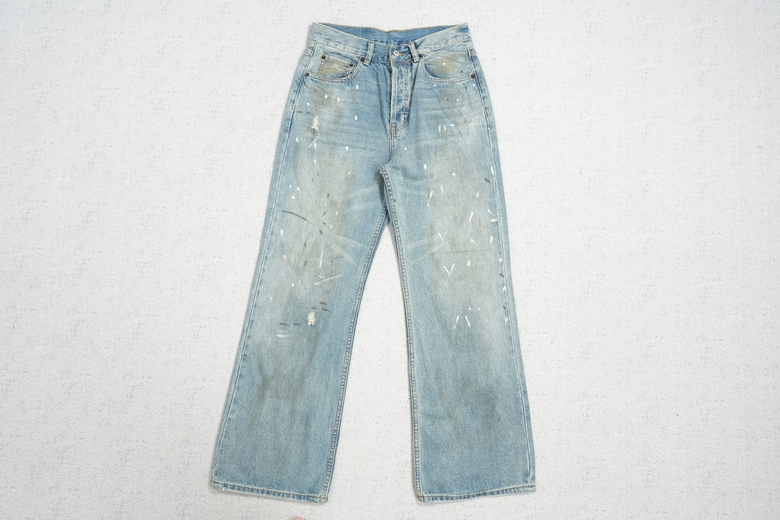 A - JEANS
