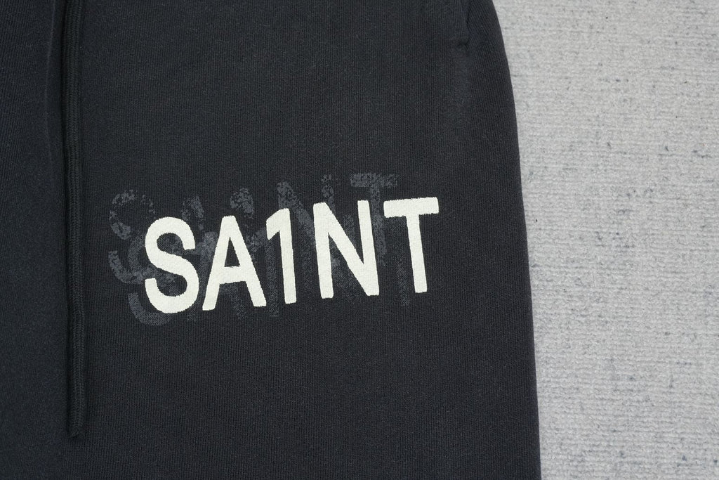S - SWEATPANTS