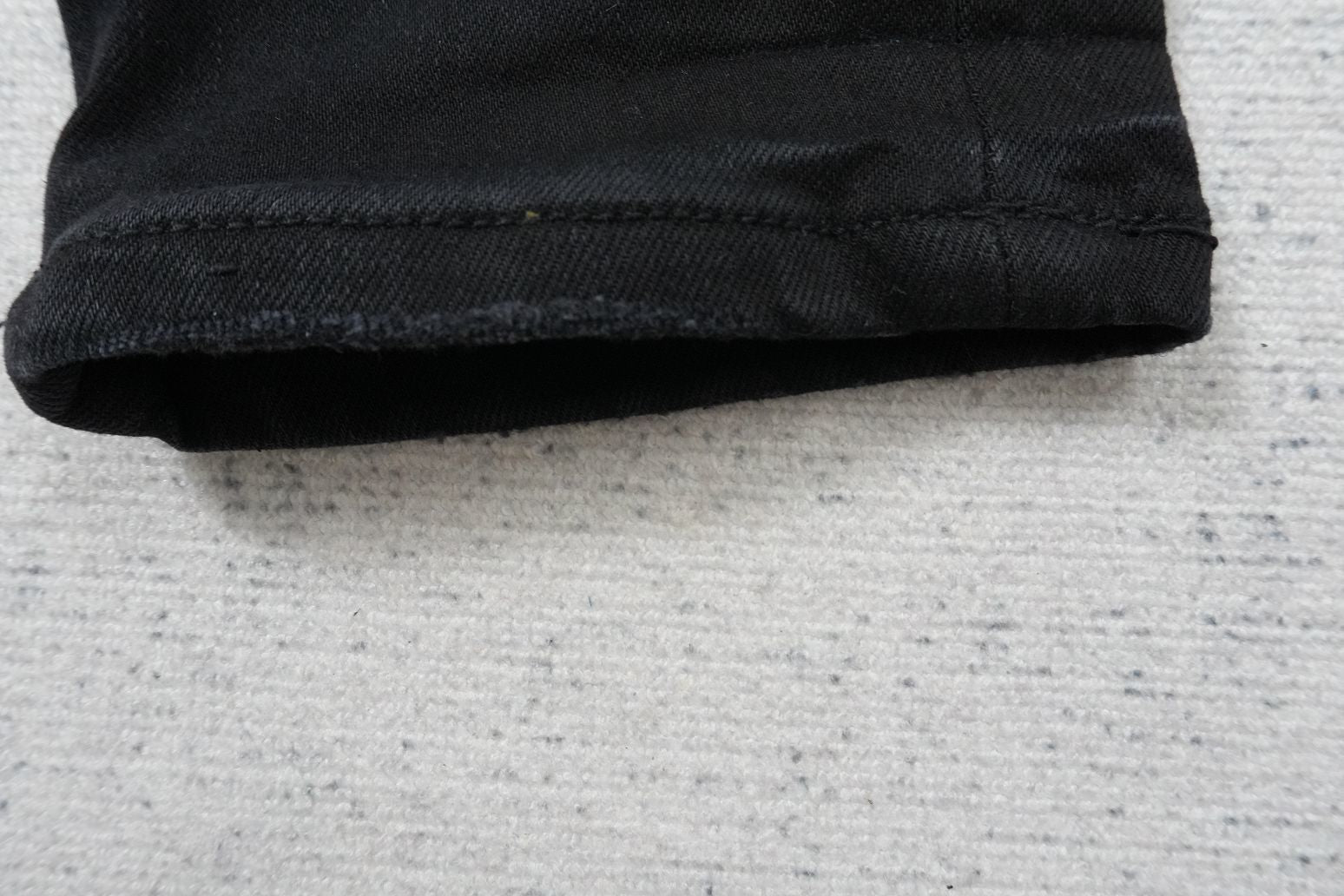 A - JEANS