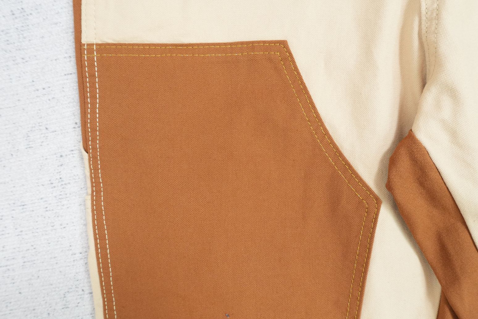 C - JEANS