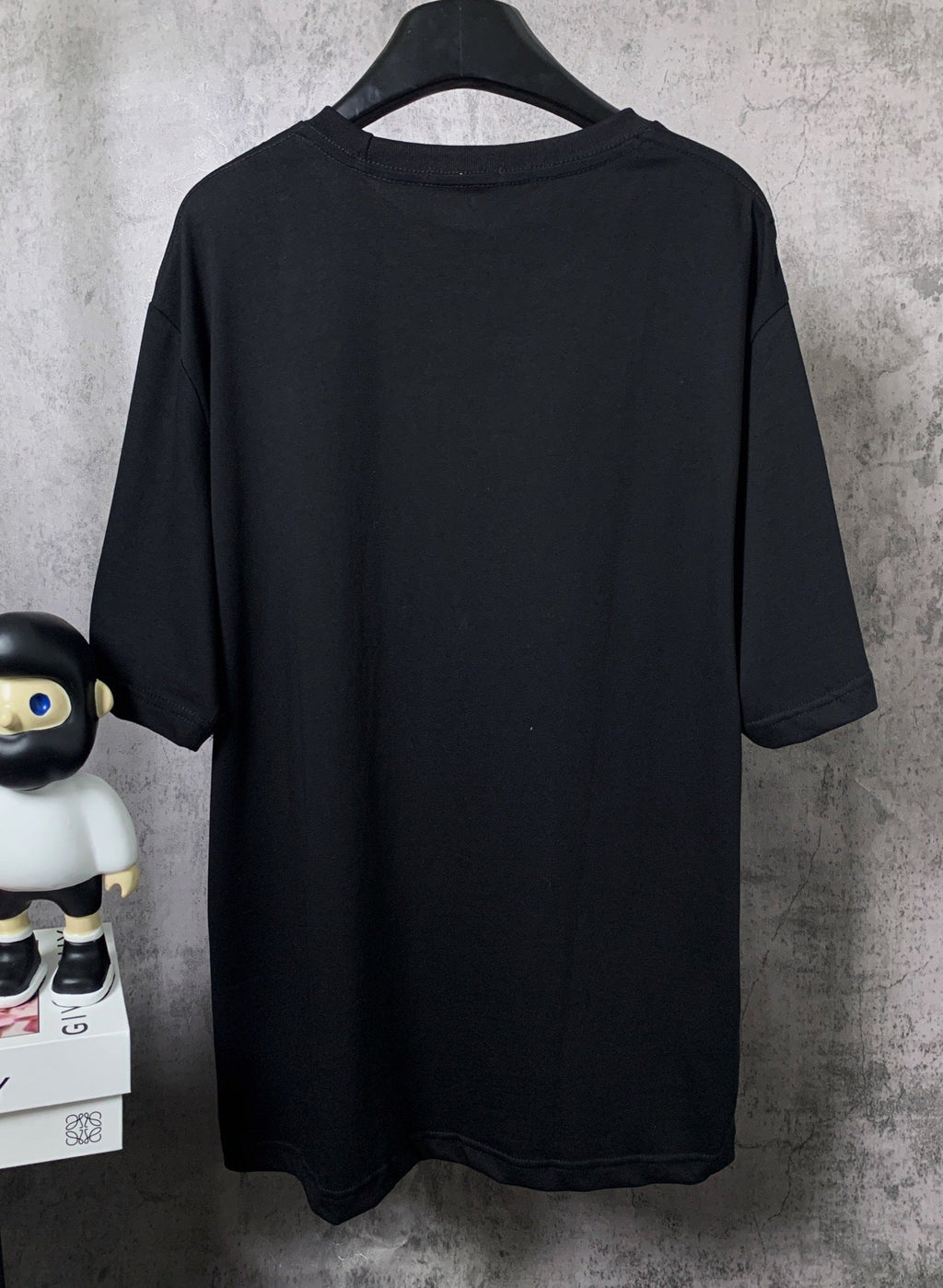 L - TSHIRT