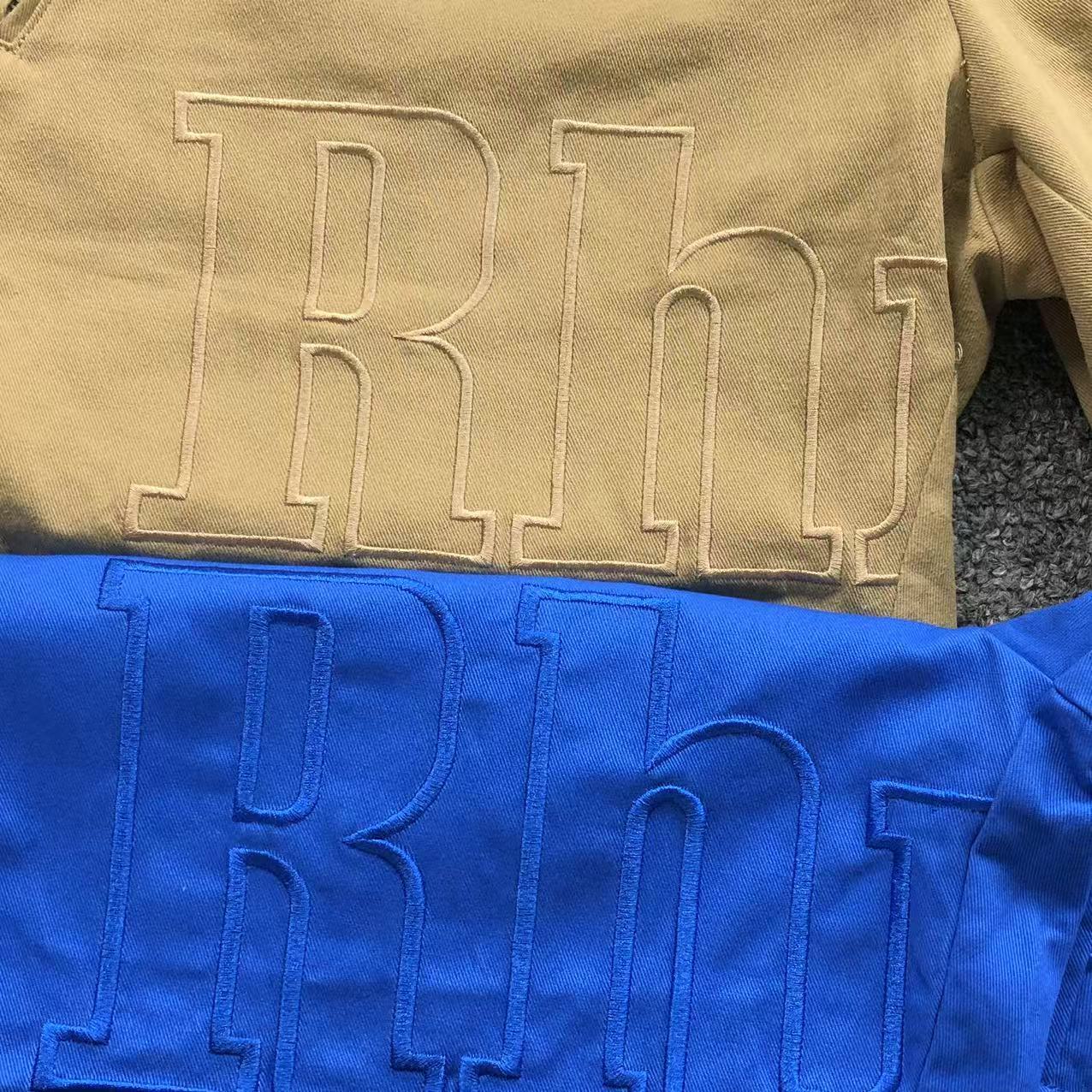 R - SHORTS