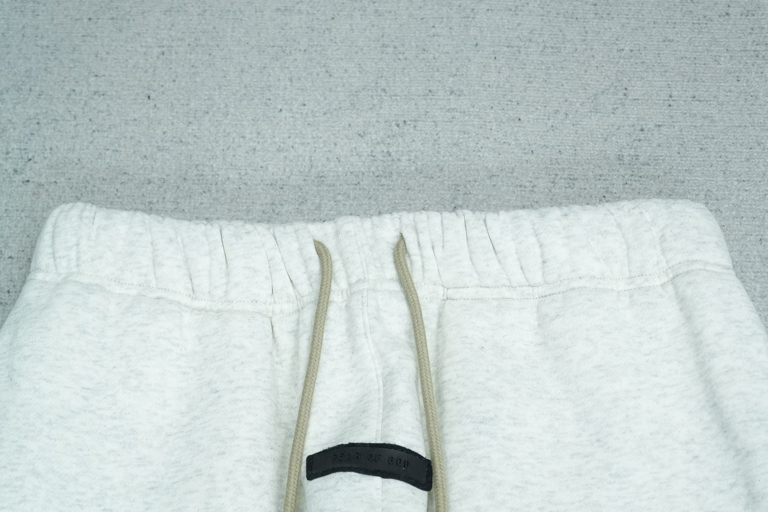 F - SWEATPANTS