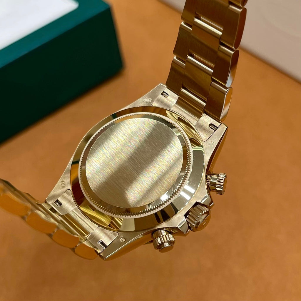 M - Watch