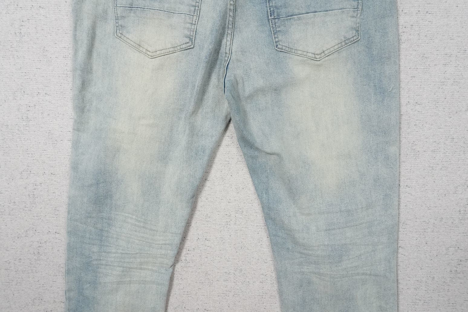 A - JEANS