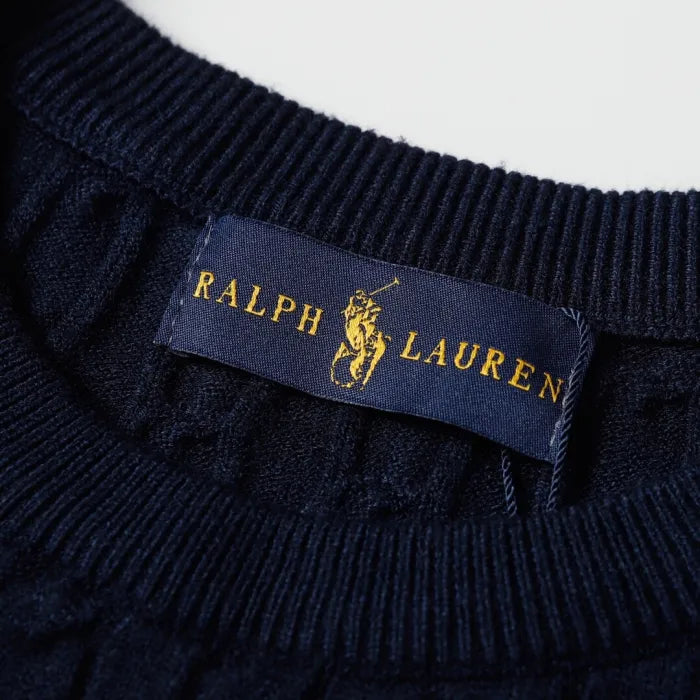 R - SWEATER