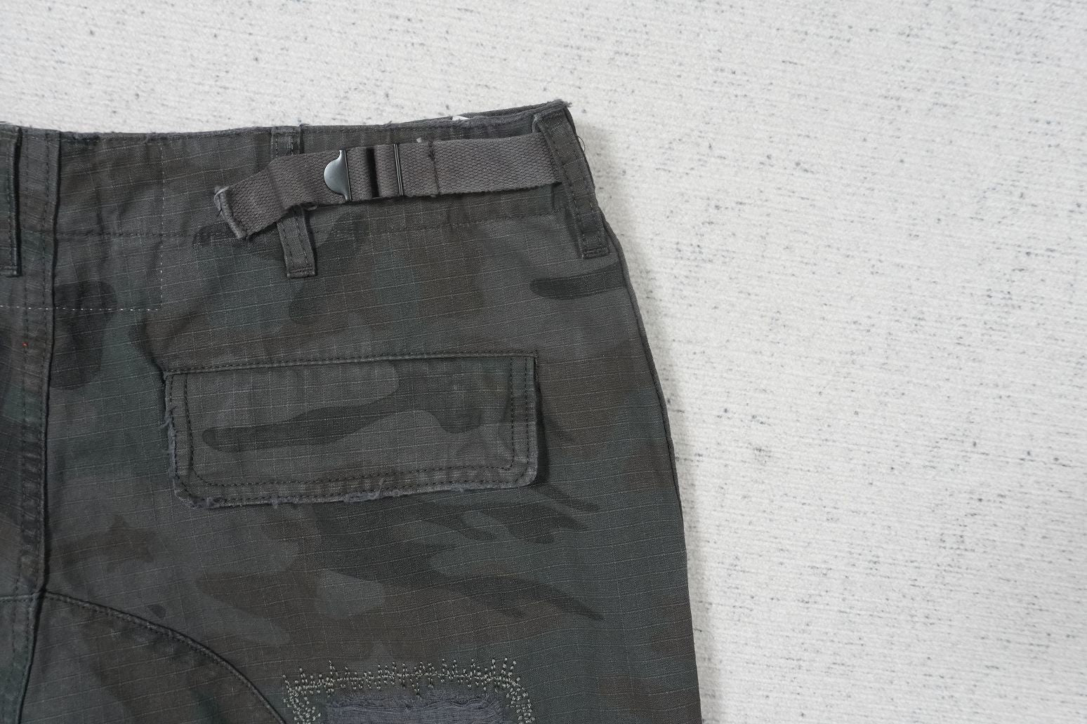 H - JEANS