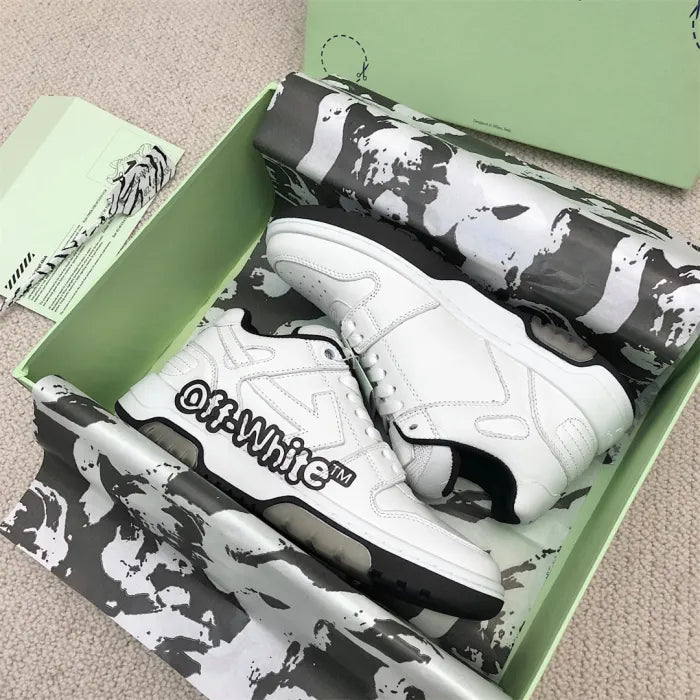 O - SNEAKERS