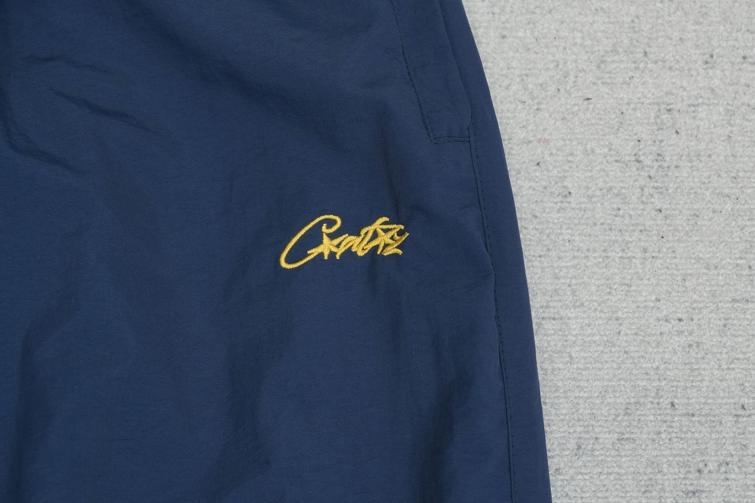 C - SWEATPANTS