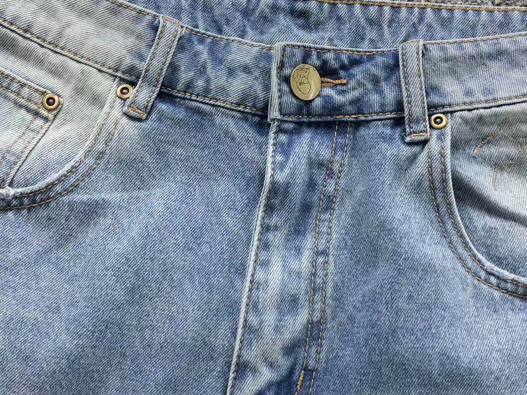 D - SHORTS