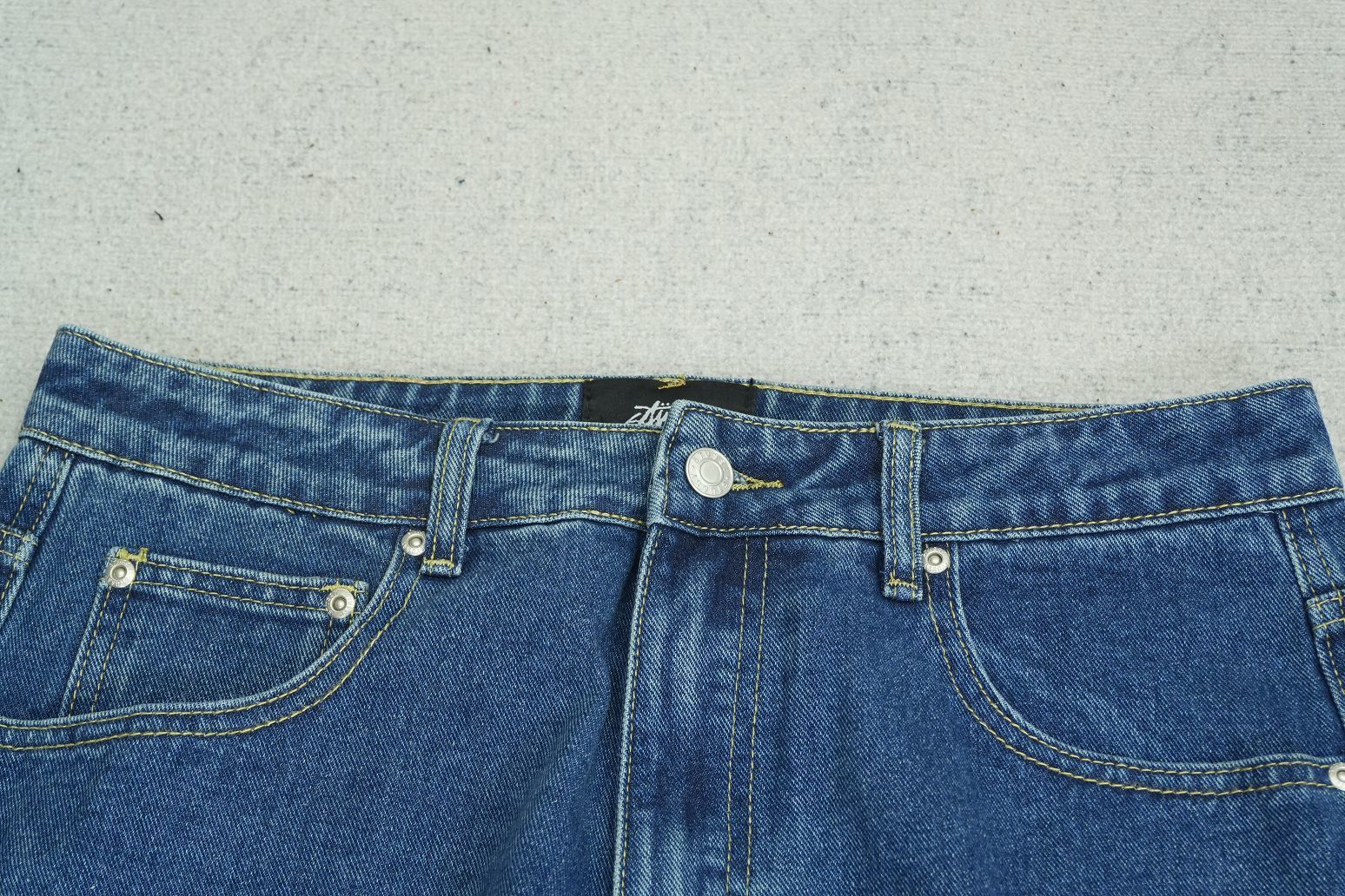 S - JEANS