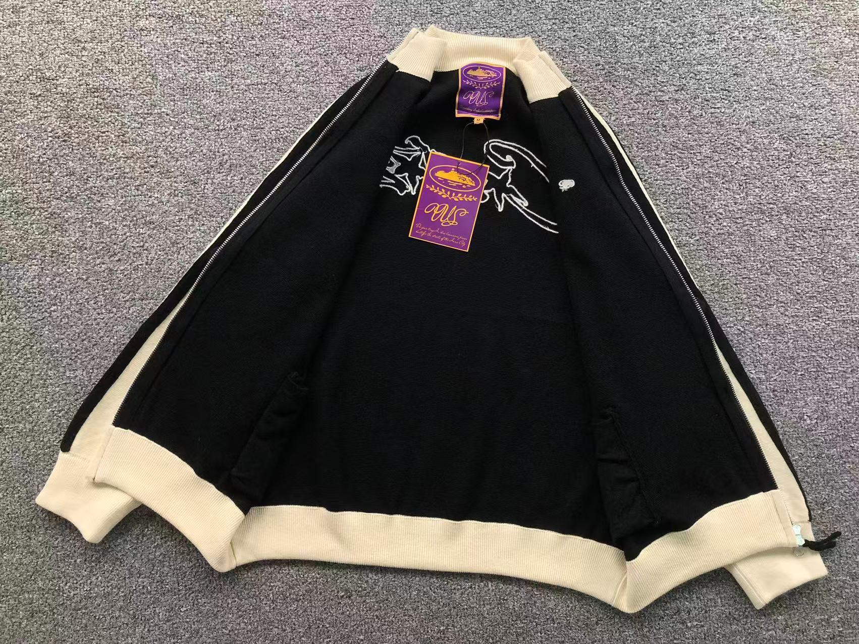C - SWEATER