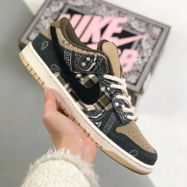 N - SNEAKERS