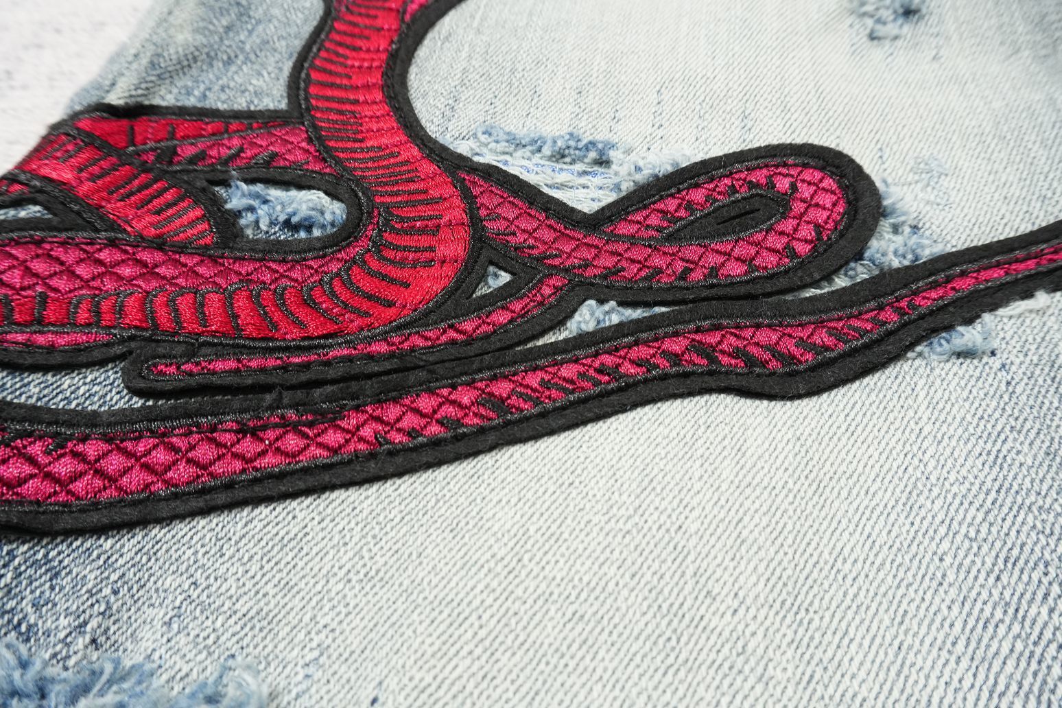 A - JEANS