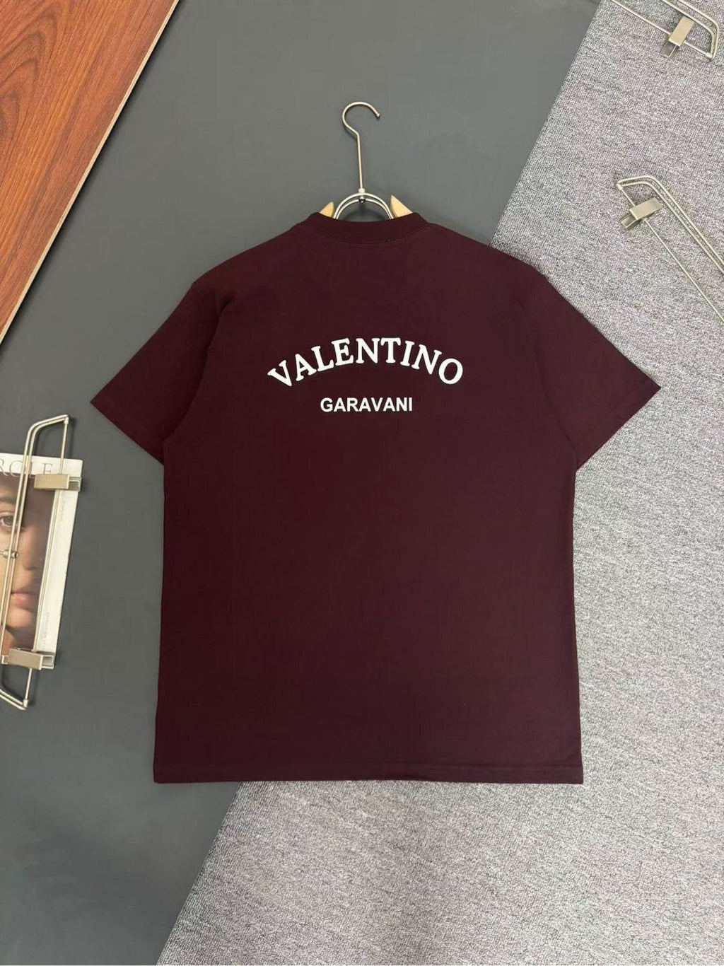 V - TSHIRT