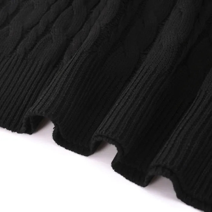 D - SWEATER