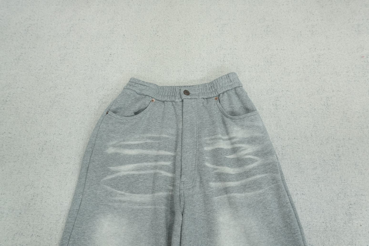 A - JEANS