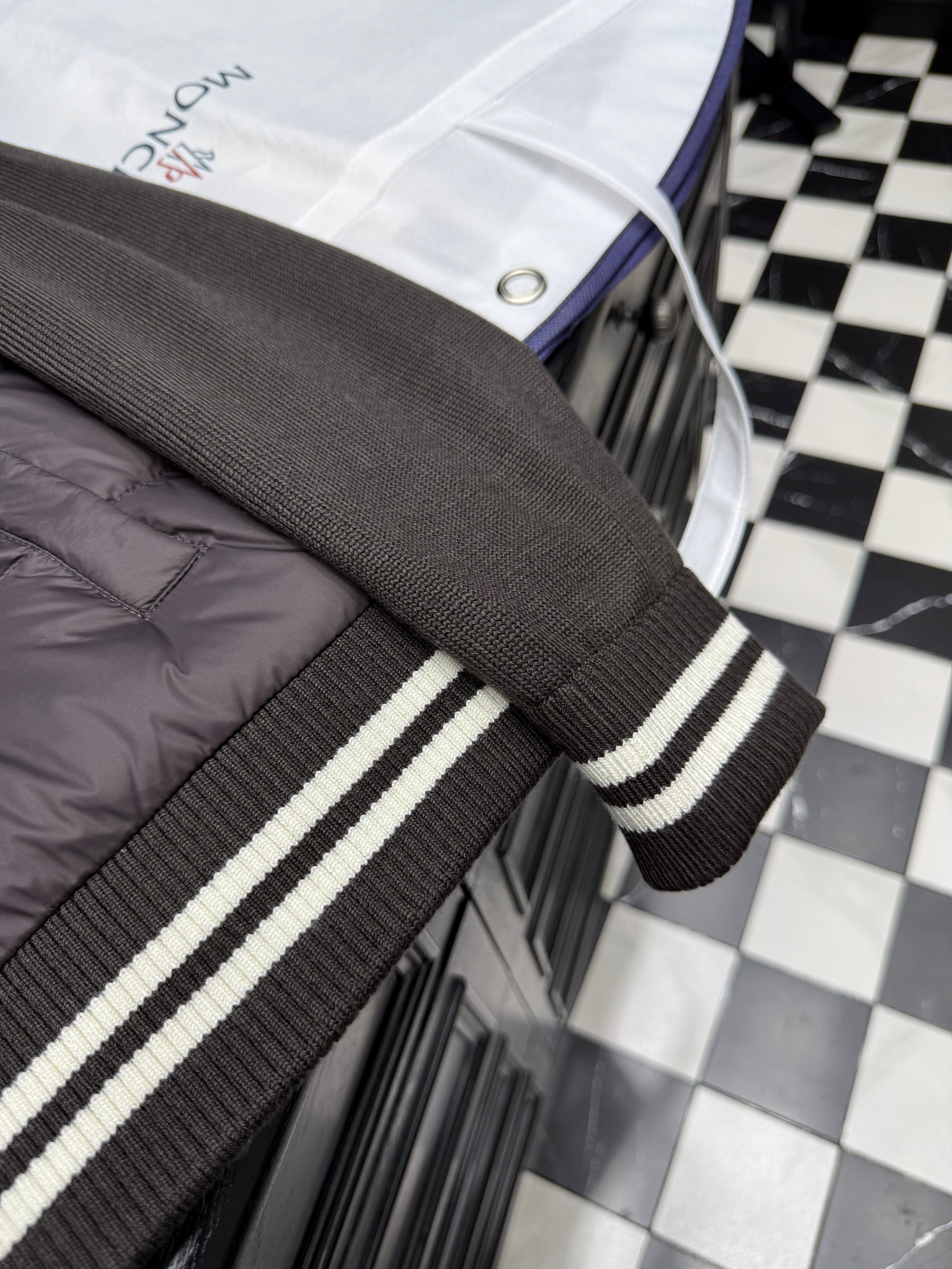 P - CARDIGAN