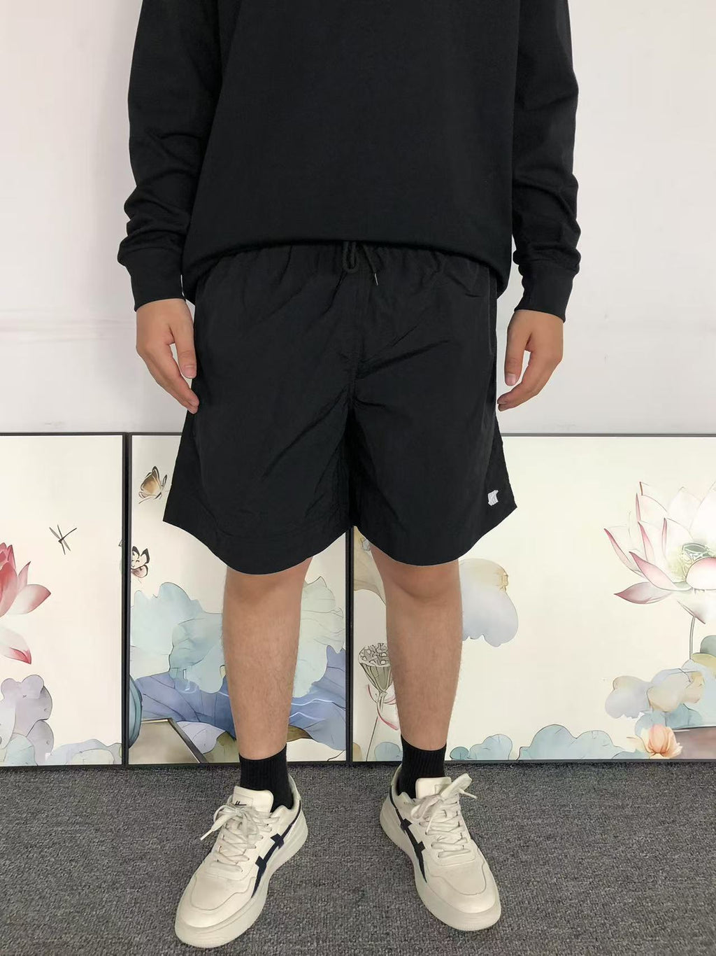 U - SHORTS