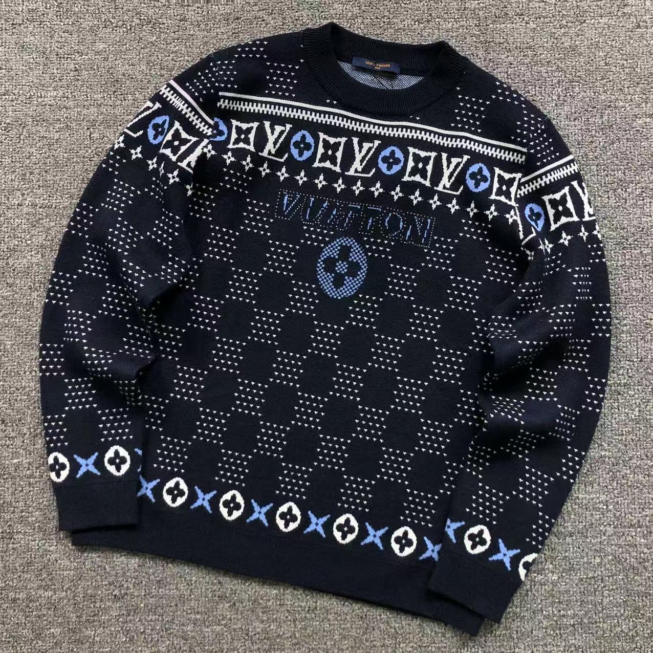 L - SWEATER