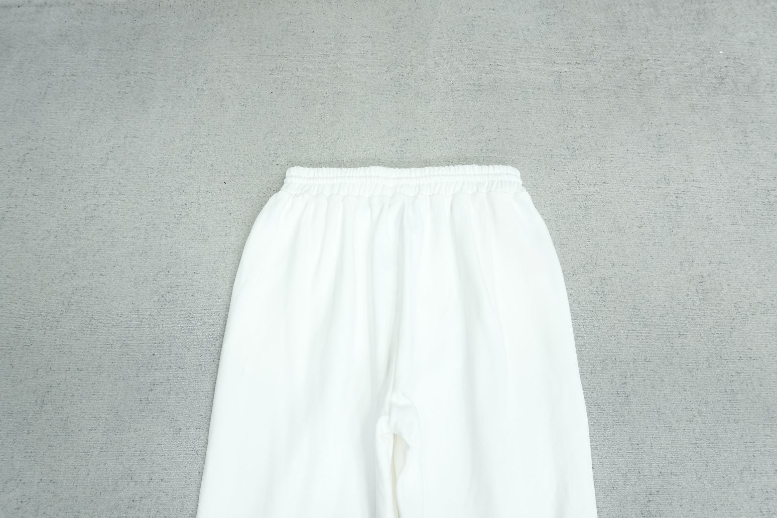 G - SWEATPANTS