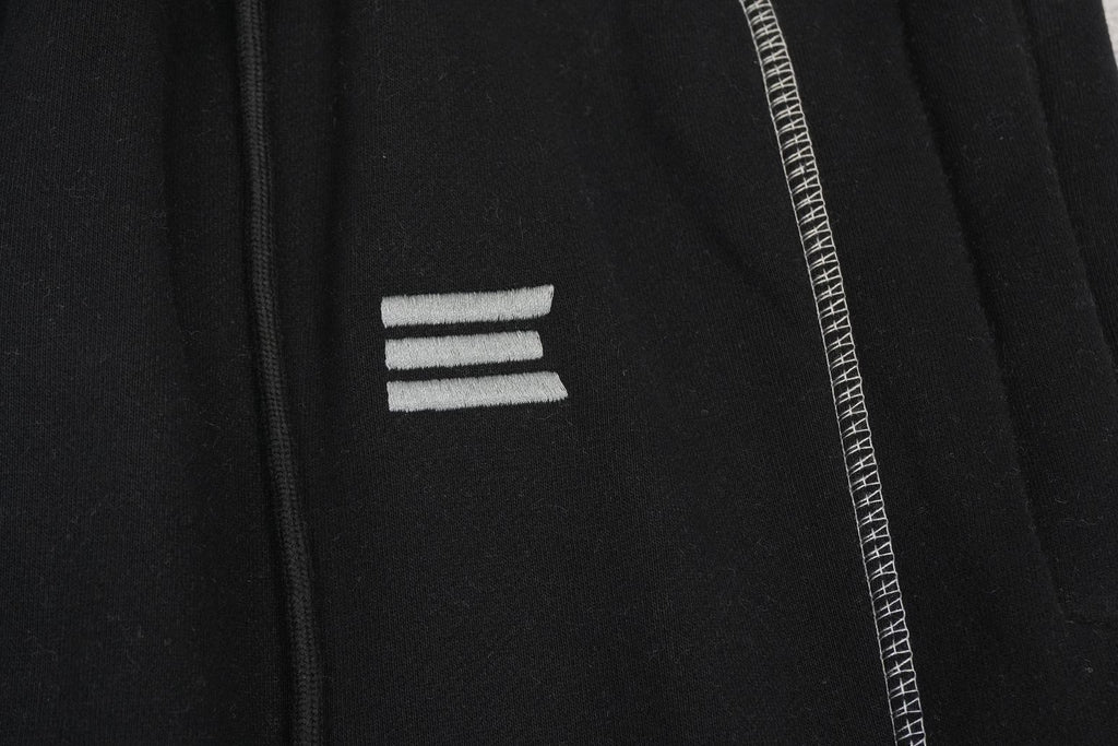 K - SWEATPANTS