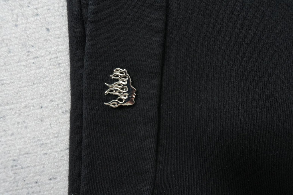 H - SWEATPANTS