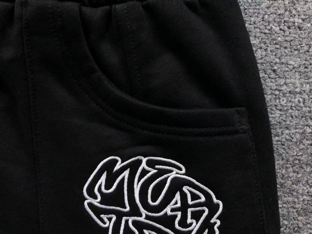 M - SHORTS