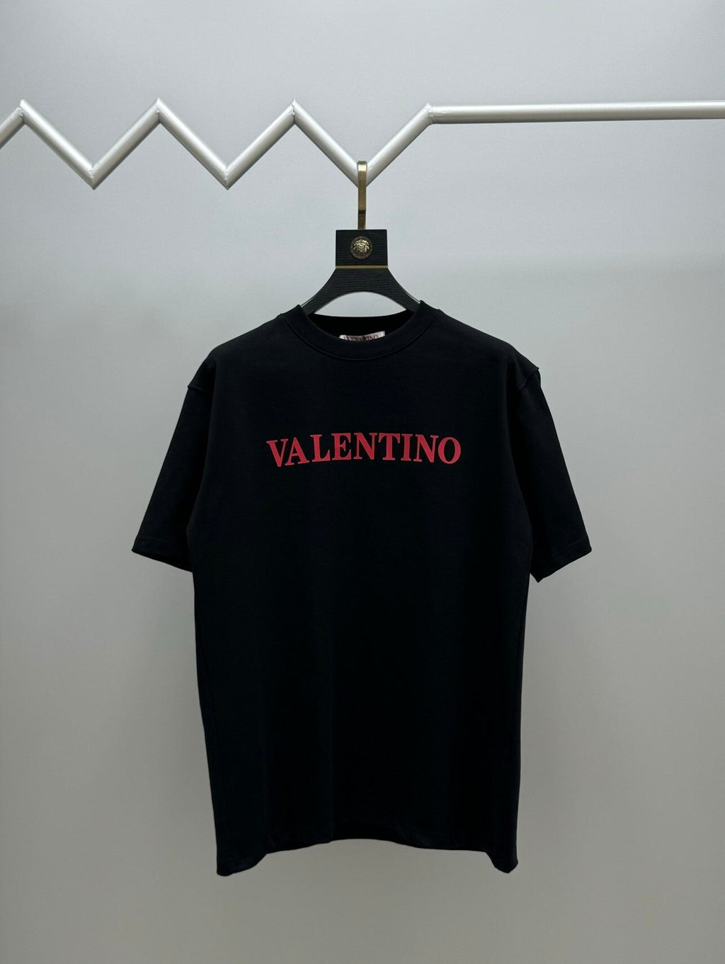 V - TSHIRT