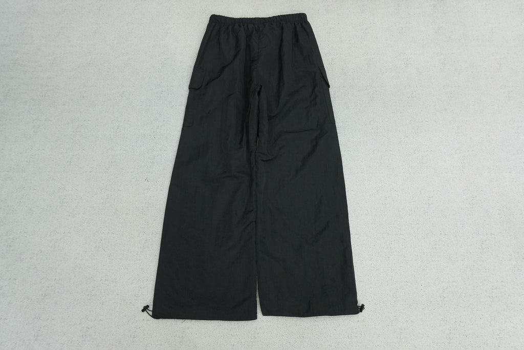F - SWEATPANTS