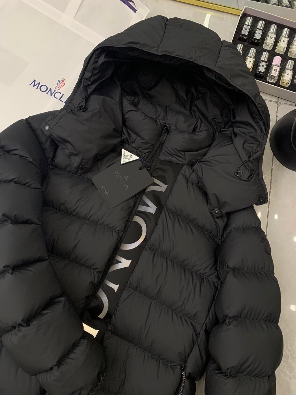 AVERIA - M PUFFER