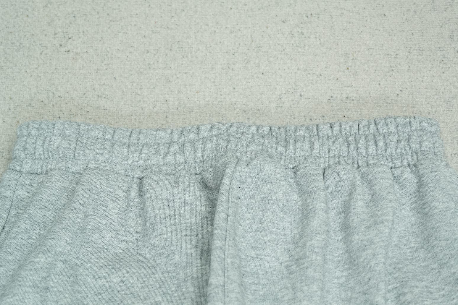 C - SWEATPANTS