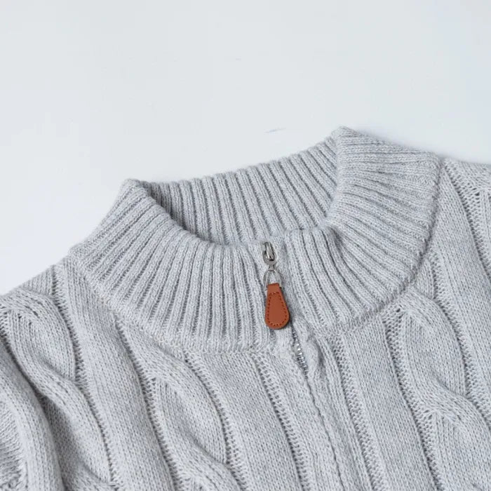 R - SWEATER