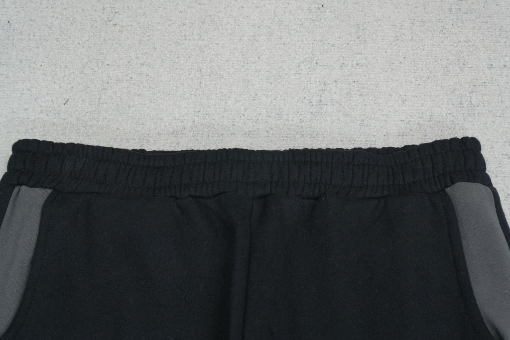 M - SWEATPANTS