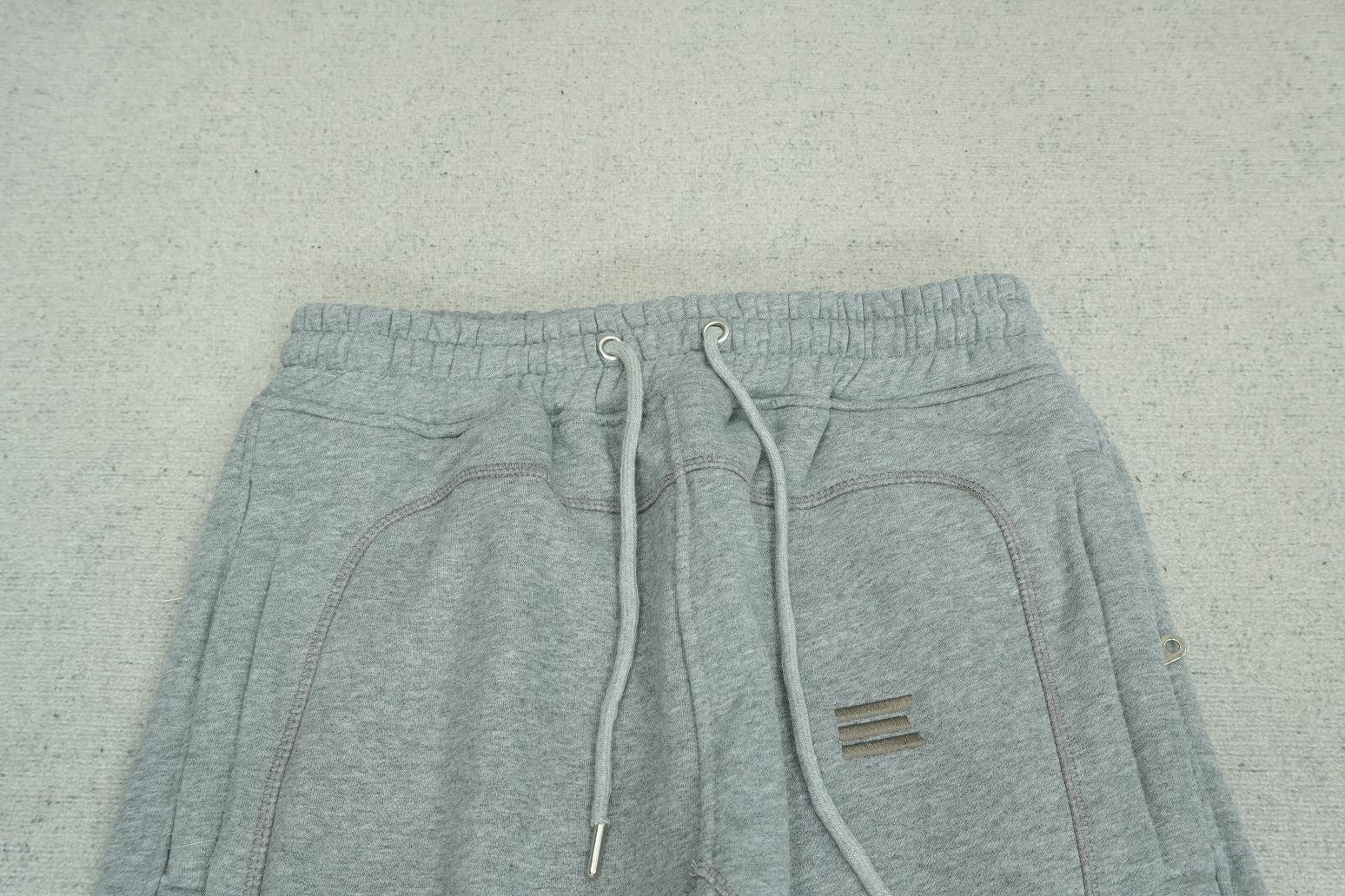 K - SWEATPANTS
