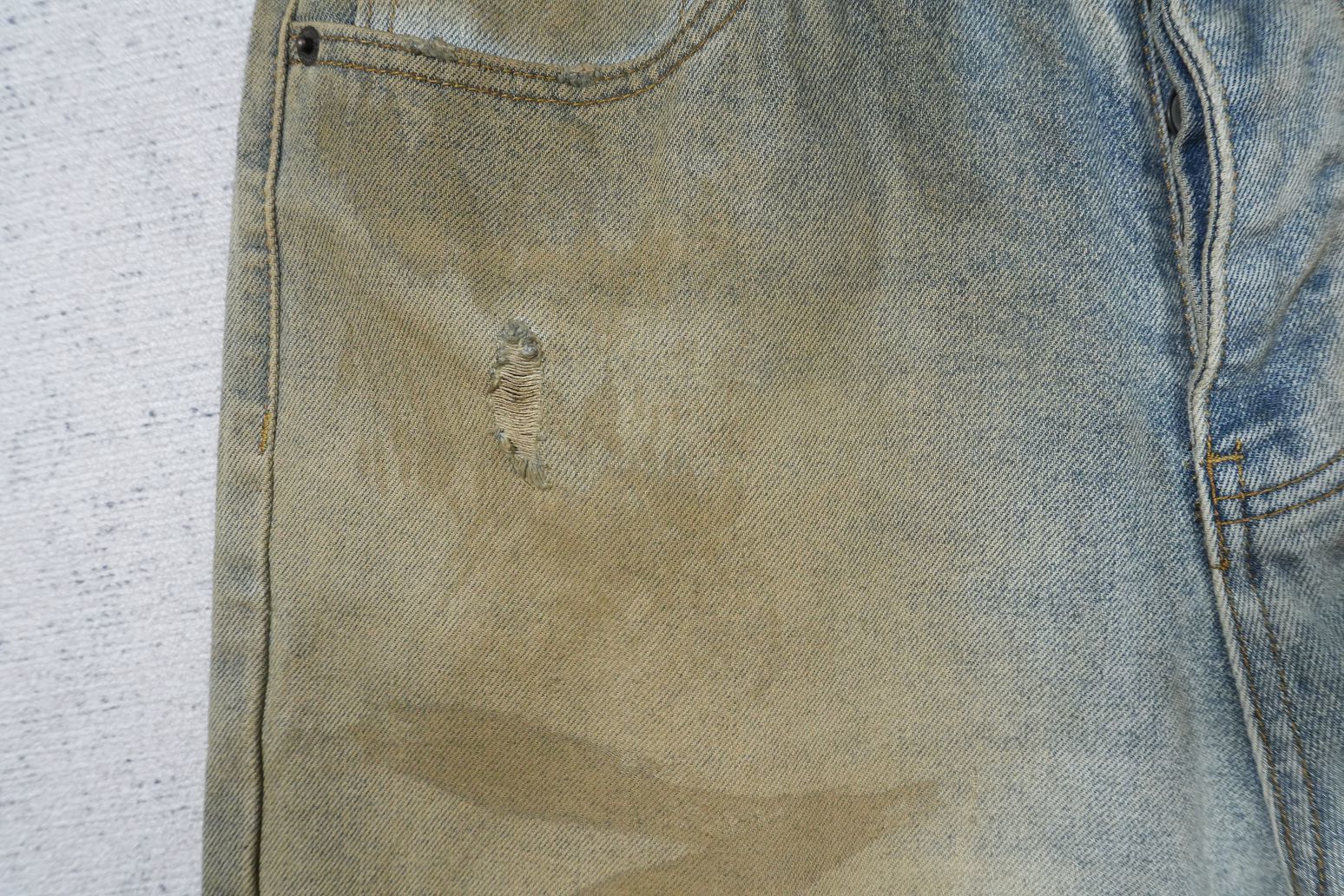A - JEANS
