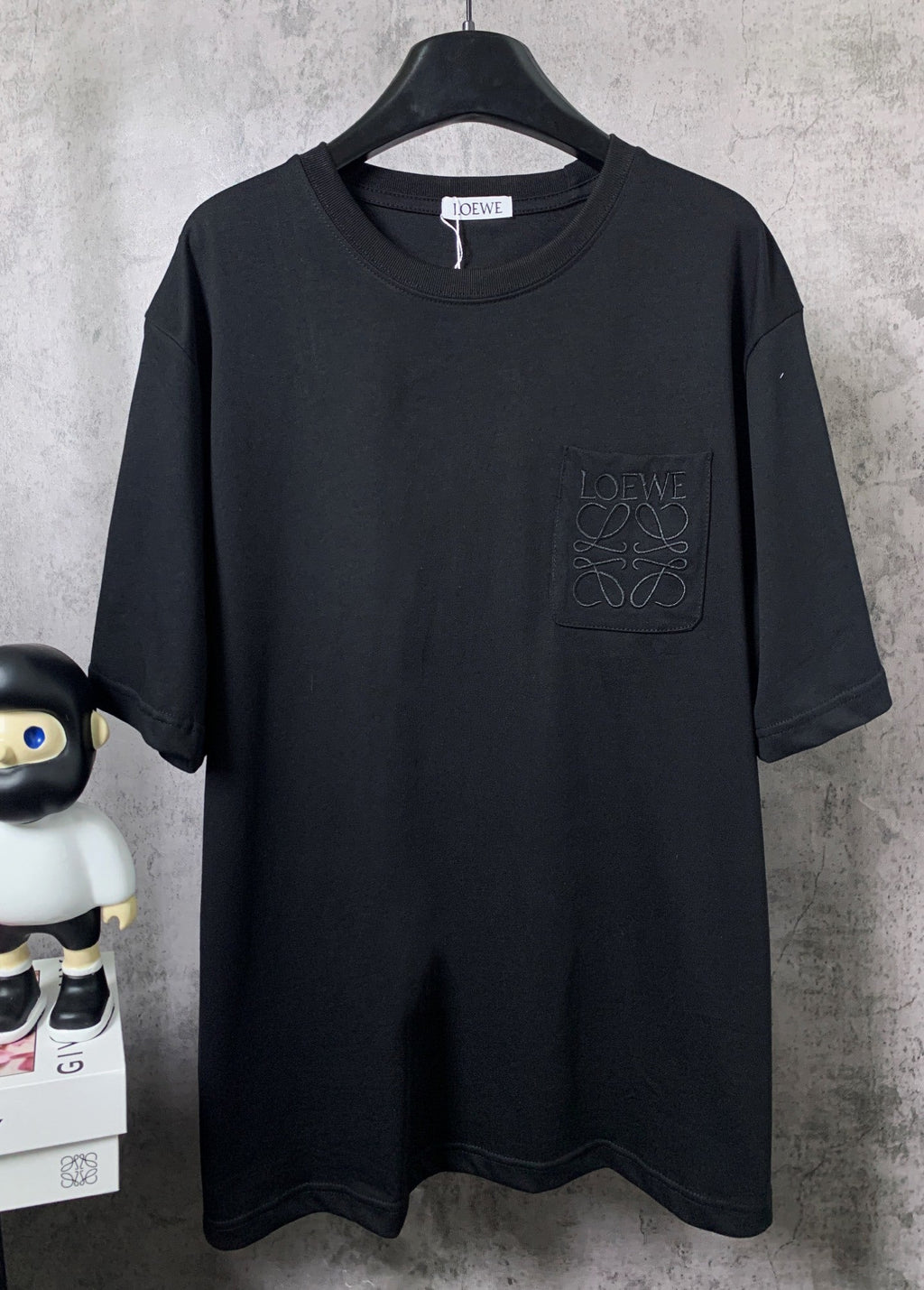 L - TSHIRT